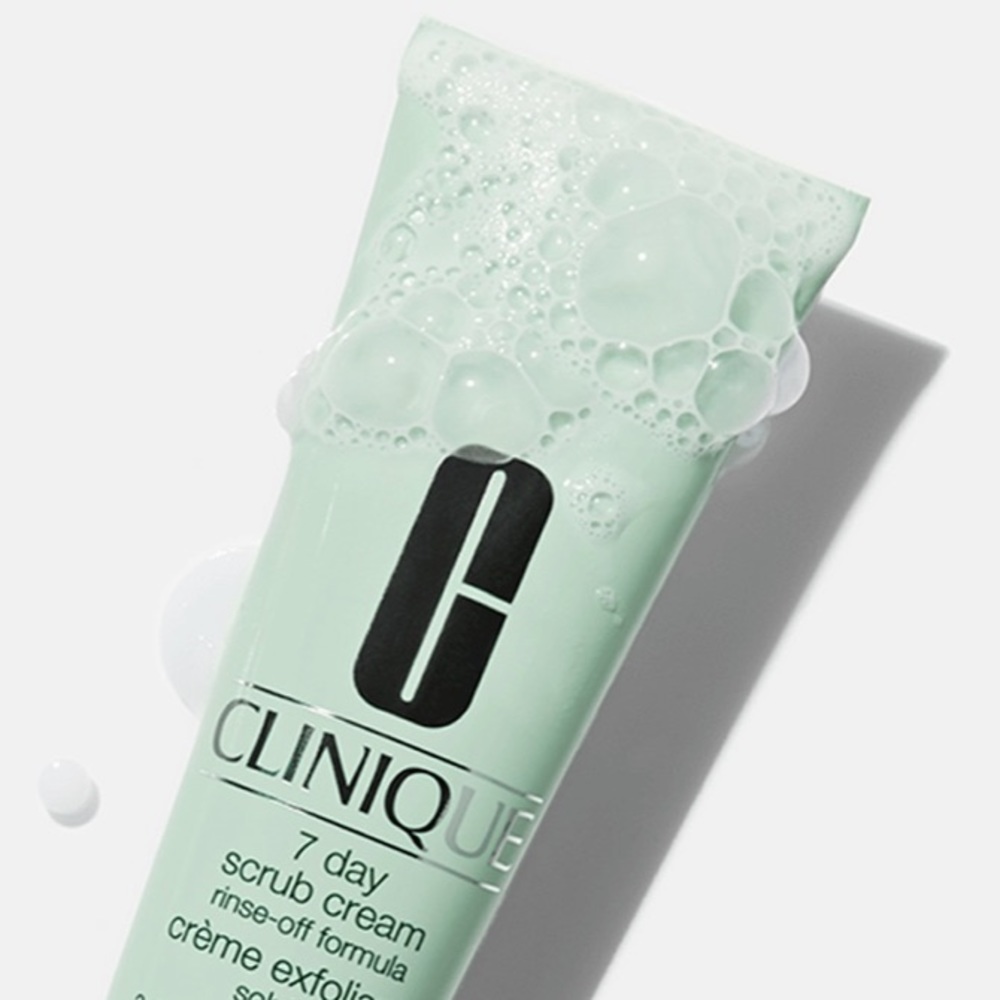 🌺Clinique 7 day scrub cream